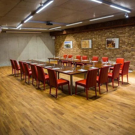 ホテル アルター 5*